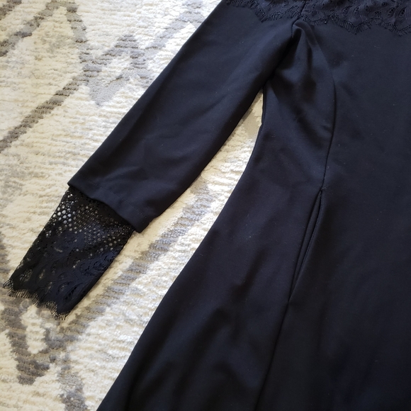 NWOT Vicky and Lucas Lace-Trimmed Dress - Picture 6 of 9